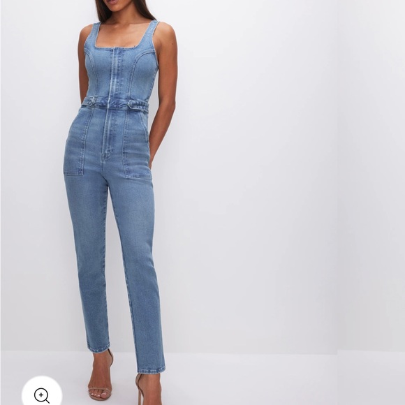 Good American Pants - New w/o tag. Took off tag before trying on for size.